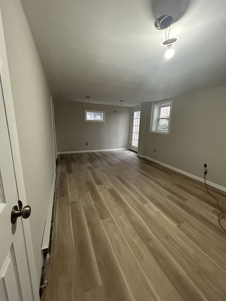 Luxurious 4-Bedroom Student House Near SHU Campus  - photo 17