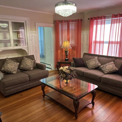 One Bedroom Apartment 