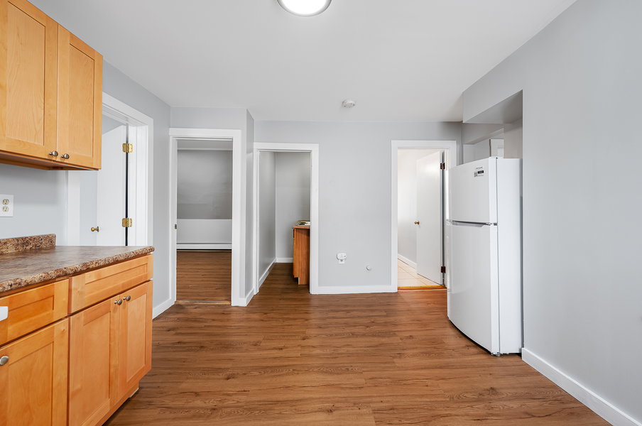 80 Birch St. Apt. 3 image