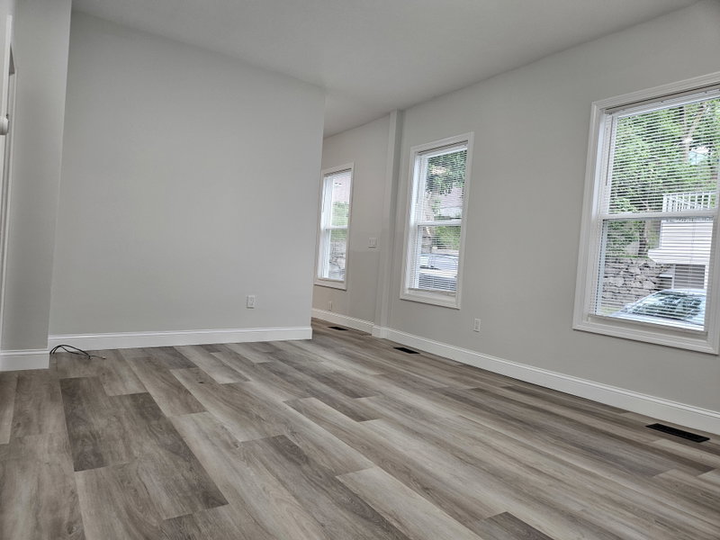 28 Lancaster St #1R (Near WPI)  image