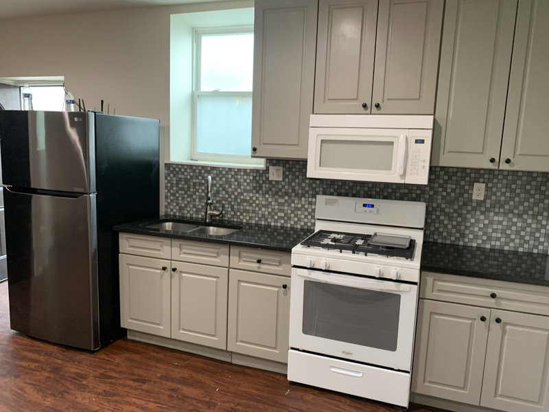 4 ROOMS WITH 4 BATHS ($650 per person | Total: $2600) image