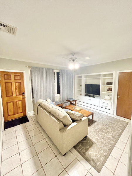 Newly Renovated Furnished 3BR in Bristol · 1 Mile to RWU · Walk to Downtown image