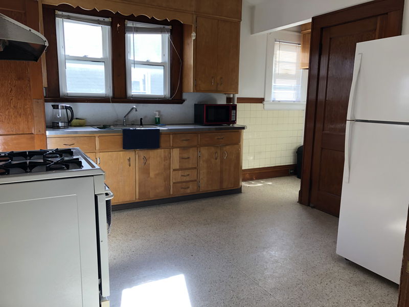 Two bedroom apartment in a quiet neighborhood image