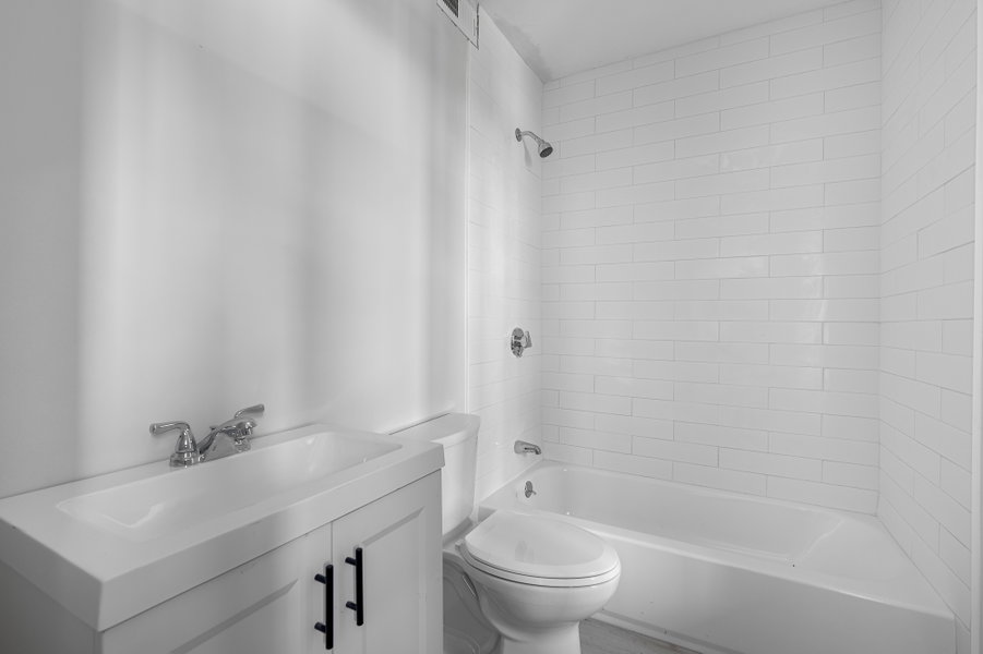 AVAILABLE FOR THIS SCHOOL YEAR AND NEXT SCHOOL YEAR - BEAUTIFUL BRAND NEW UNIT NEXT TO CLARK - 4 Bedrooms 2 Bathrooms image