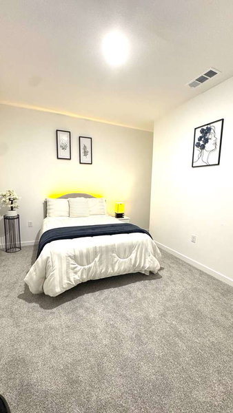 A large room in a new house image