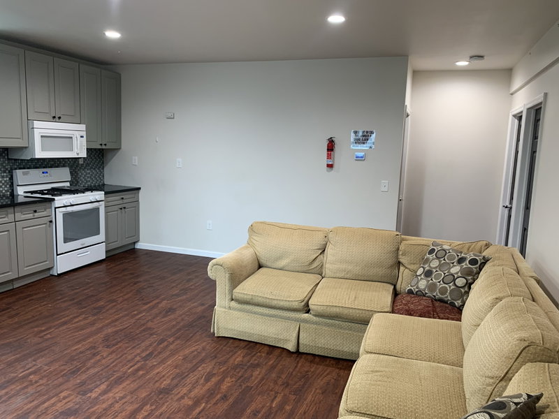 4 ROOMS WITH 4 BATHS ($650 per person | Total: $2600) image