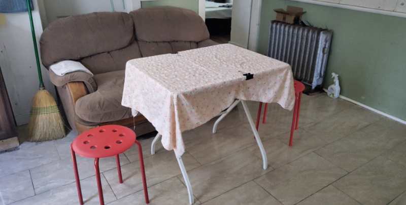 Bowdoin Floor2 Dining Set