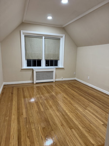 TWO BEDROOM APARTMENT FOR RENT A FEW BLOCKS FROM ST. JOHN'S UNIVERSITY image