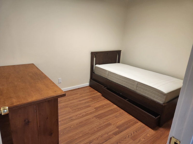 28 Lancaster St #2R (Near WPI) Heat Included image