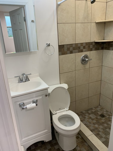 4 ROOMS WITH 4 BATHS ($650 per person | Total: $2600) image