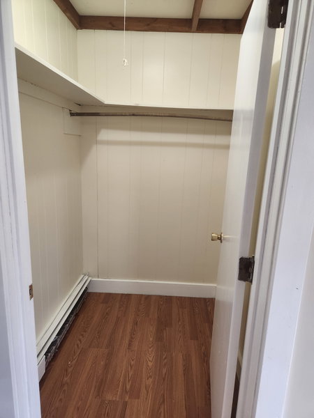 28 Lancaster St #2R (Near WPI) Heat Included image