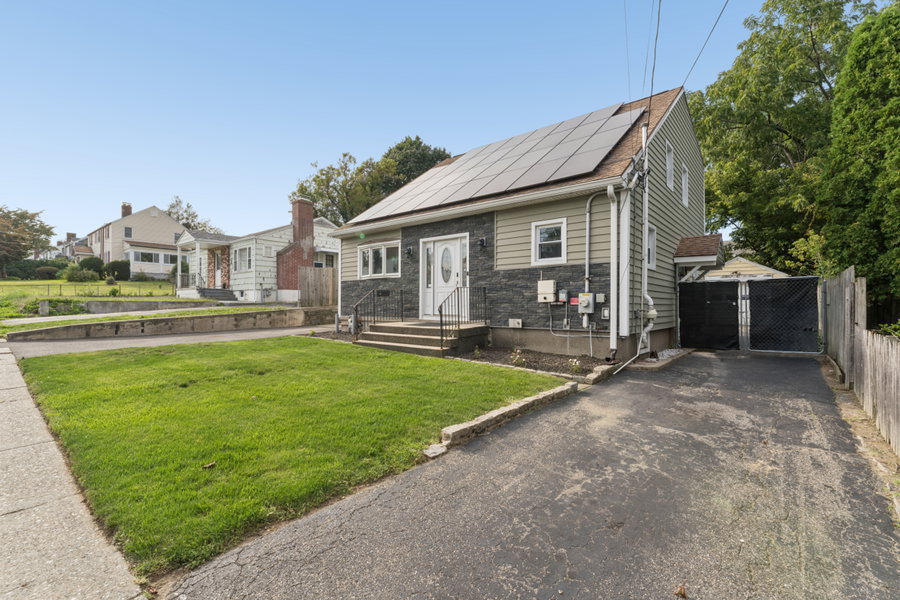 Off Signe Fairfield University Off Campus Housing - RENOVATED BEAUTIFUL ...