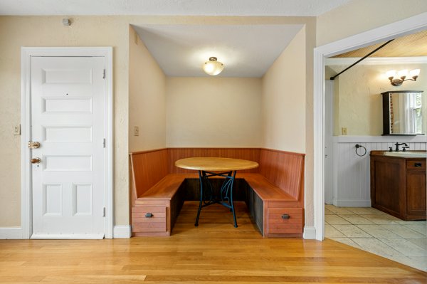 62 Cedar St Apartment 8 image