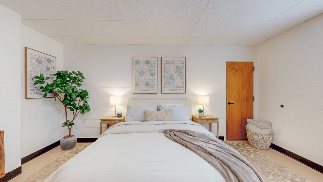 Parkline Apartments | Troy, NY Off-Campus Housing image