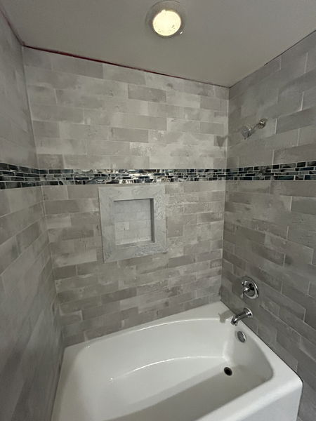 Luxurious 4-Bedroom Student House Near SHU Campus  - photo 8