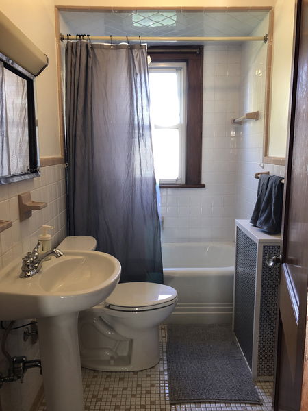 Two bedroom apartment in a quiet neighborhood image