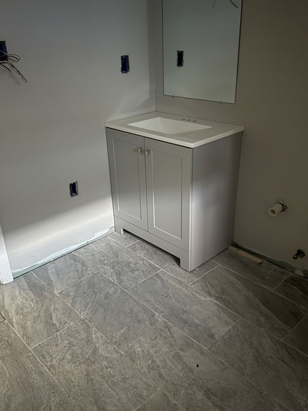 Luxurious 4-Bedroom Student House Near SHU Campus  - photo 21