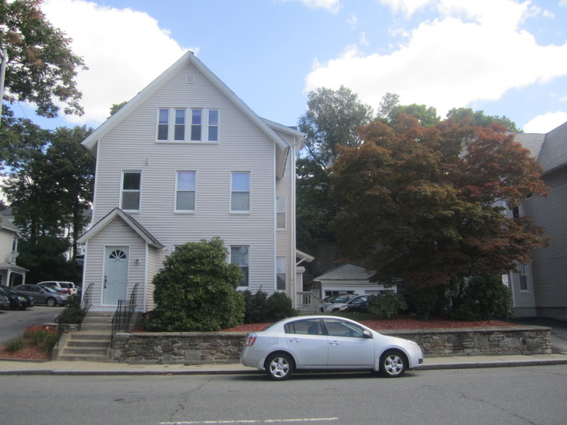 26 Lancaster St. #1R (Near WPI)  image